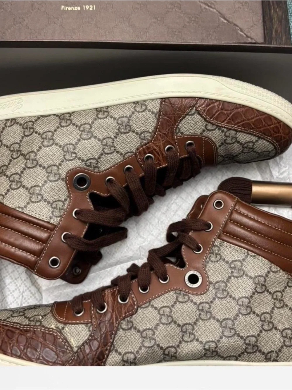 Gucci Brown sneakers authentic  worn once